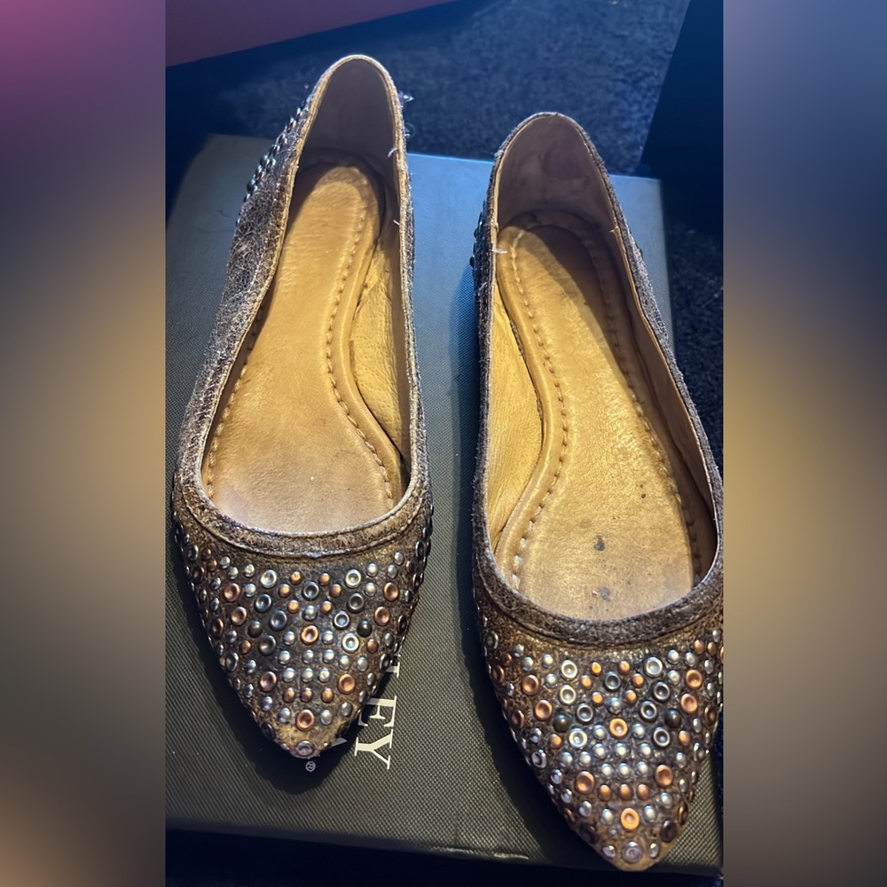 Frye Flats 8.5